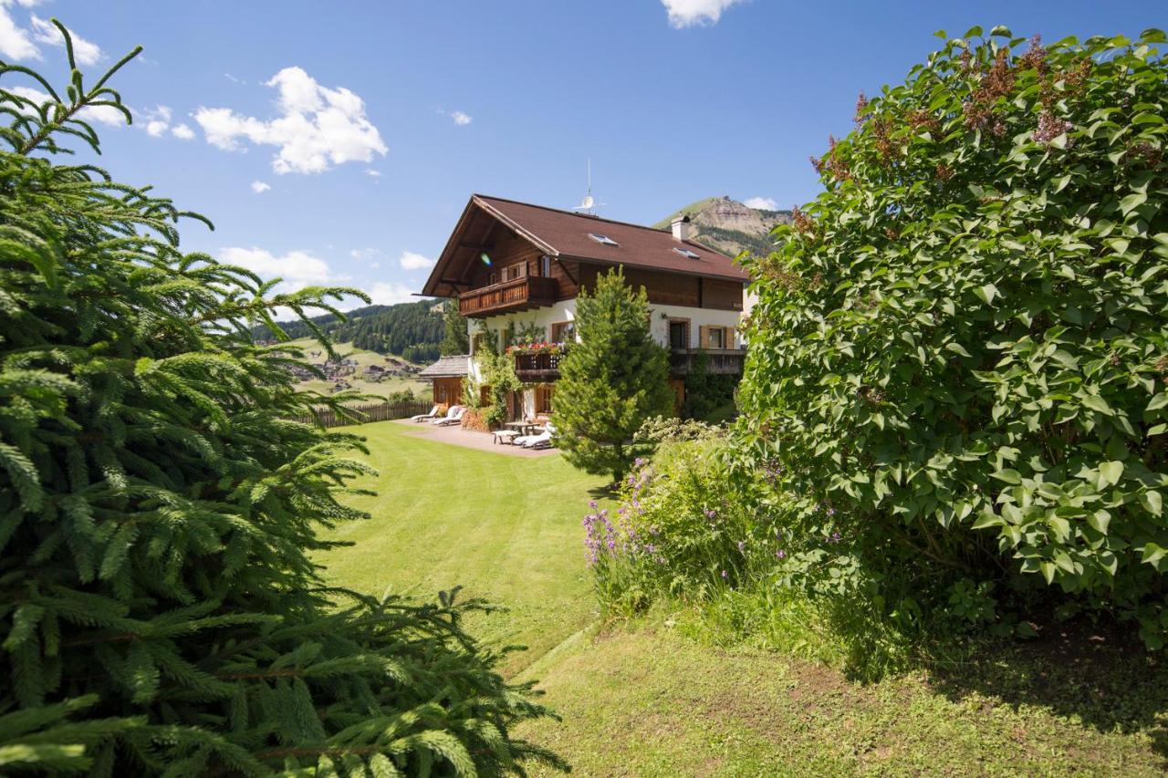 Villa Al Bosco Selva di Val Gardena Eksteriør bilde